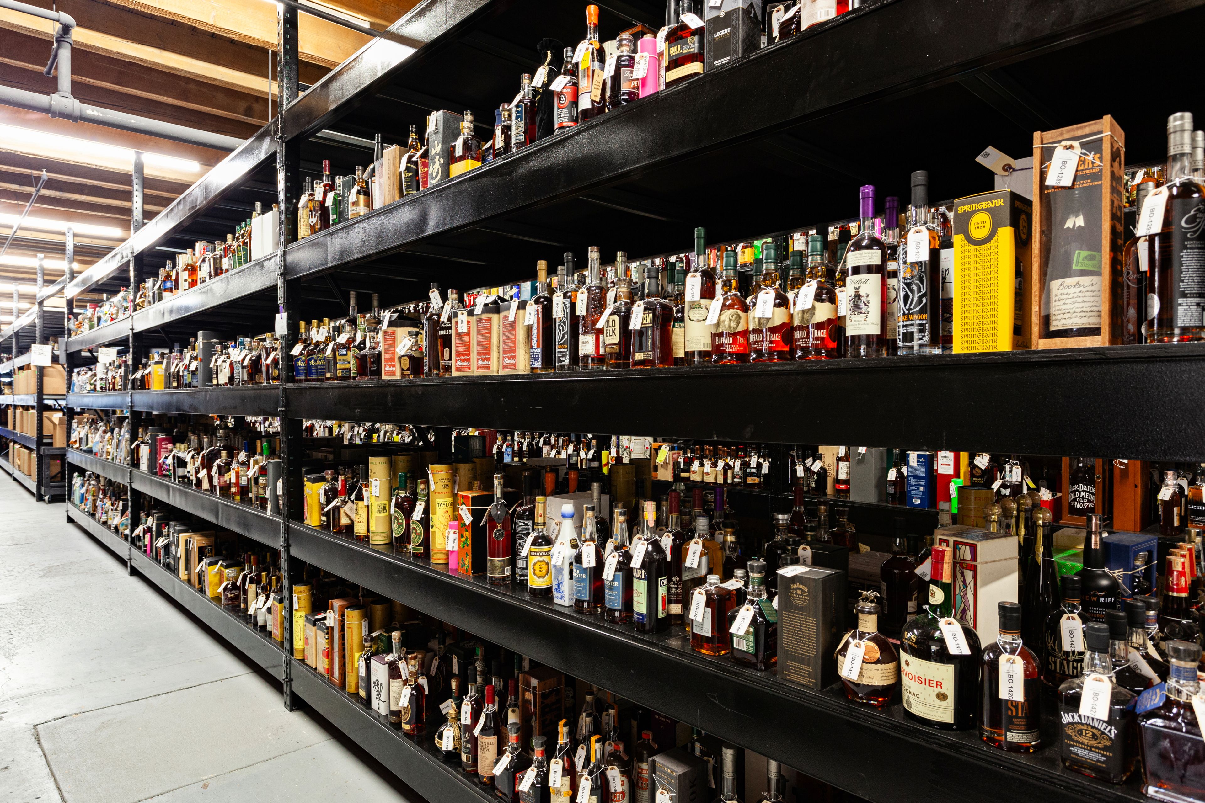 sellWithTheBest.grid.item2.imageAlt